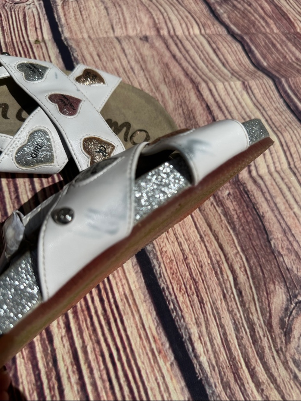 glam White Kids Sandals with Glitter Heart Accents - Picture 8 of 9